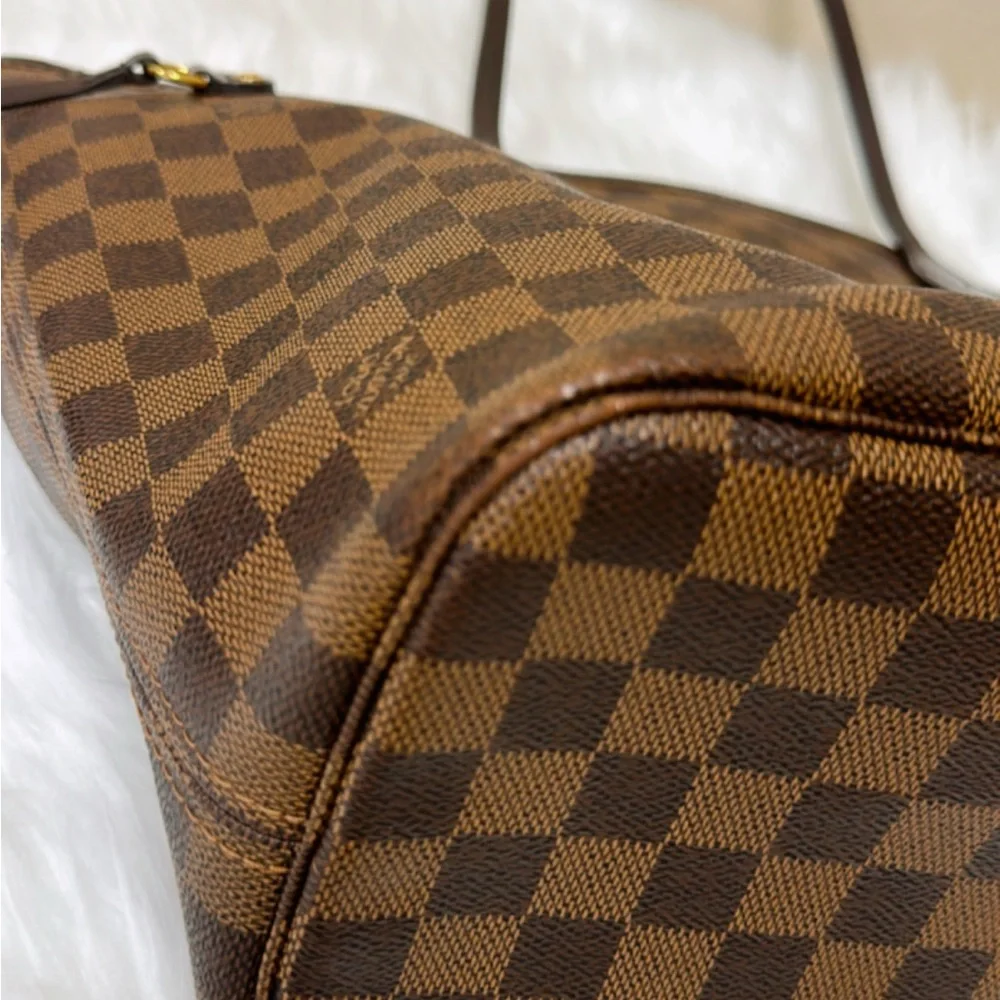 Authentic Louis Vuitton Neverfull MM Bag✨ - Picture 6 of 15